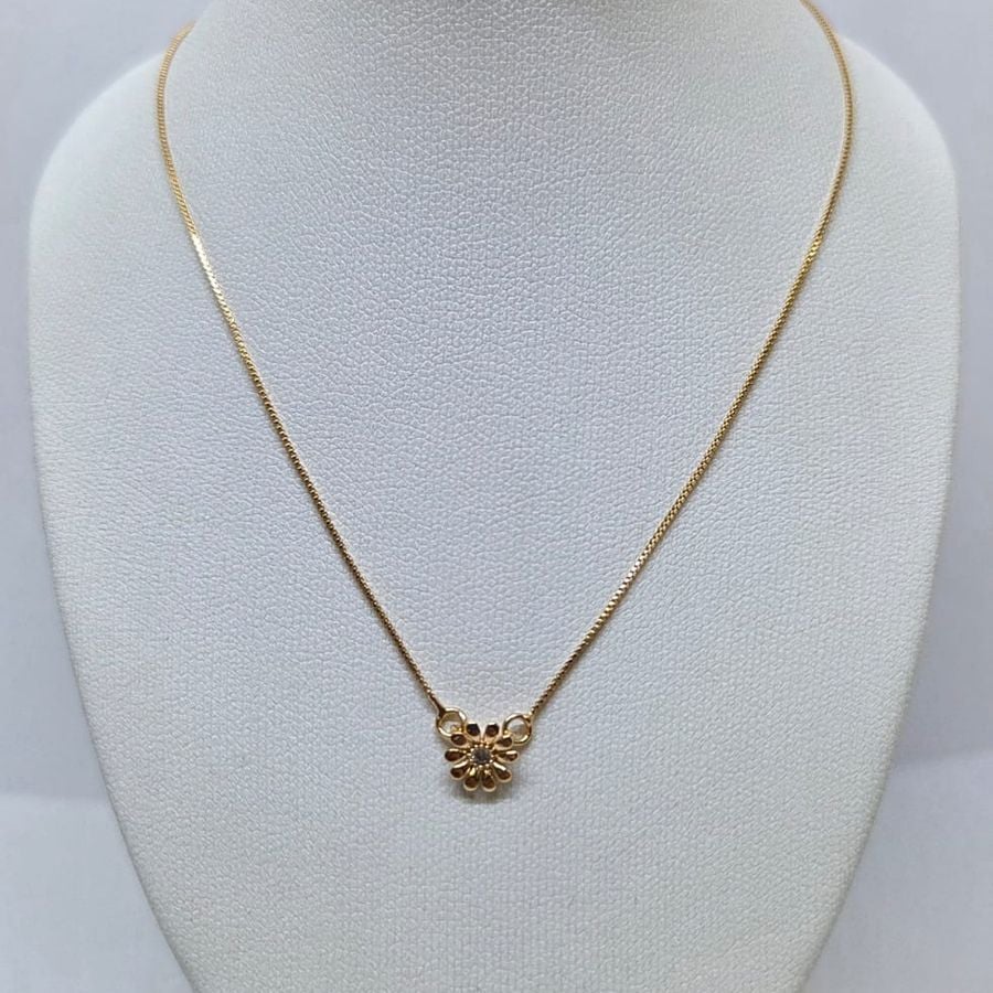 Collar Flor Brillante